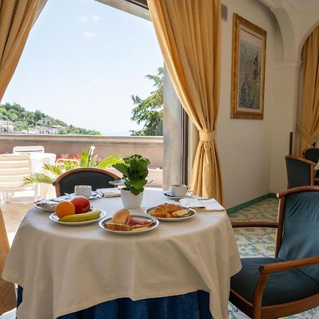 Hotel Montana Сант-Агата-суи-Дуэ-Гольфи Экстерьер фото
