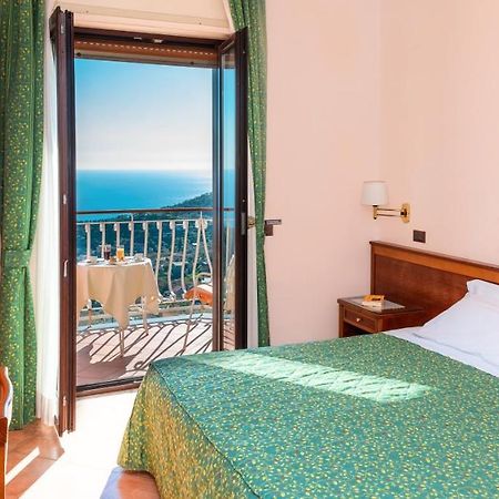 Hotel Montana Сант-Агата-суи-Дуэ-Гольфи Экстерьер фото