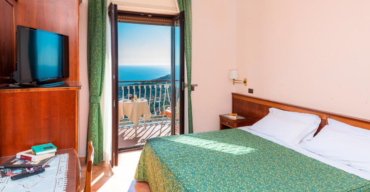 Hotel Montana Сант-Агата-суи-Дуэ-Гольфи Экстерьер фото